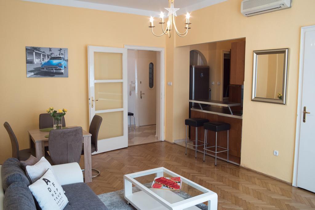 Rebecca Apartment Next To Synagogue Budapeste Exterior foto